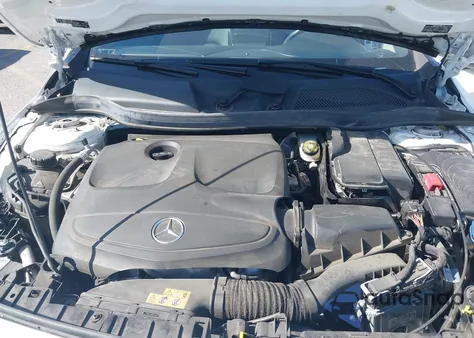 2020 Mercedes-Benz Gla 250 z USA, uszkodzony, nr VIN W1NTG4EB0LU031247